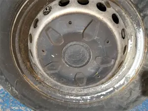 Foto de TAPACUBOS FORD TRANSIT CUSTOM FURGÓN (TTF)