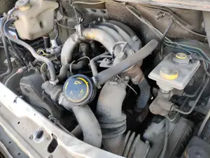Foto de SOPORTE CAMBIO FORD TRANSIT FURGÓN (CY/DY)(1986) 2.5 Diesel (80 CV / 59 KW)