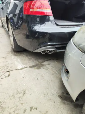 Foto de PARAGOLPES TRASERO AUDI A5 COUPE (8T) 2.0 16V TDI (170 CV / 125 KW) foto 2