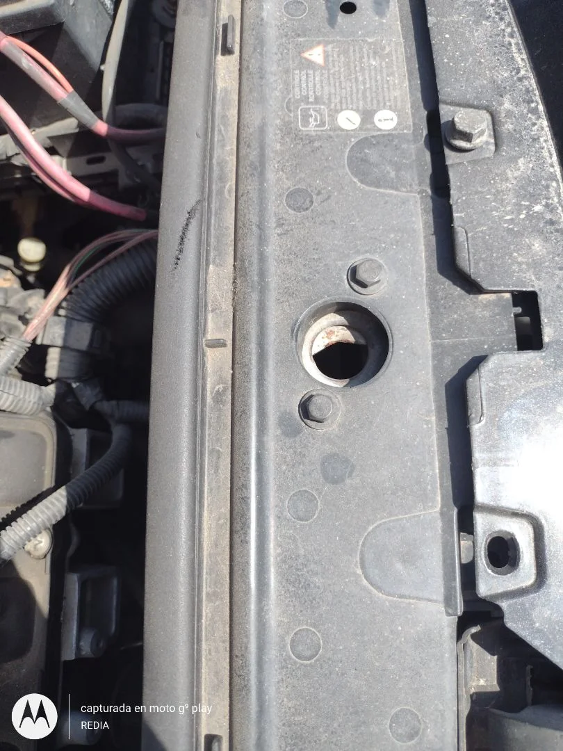 Foto de CERRADURA CAPO RENAULT MEGANE II COUPE/CABRIO 1.6 16V (112 CV / 82 KW)