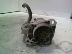 Foto de MOTOR ARRANQUE AUDI A8 (4E) referencia 077911023J foto 2