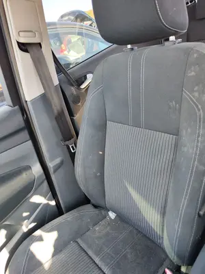 Foto de ASIENTO DELANTERO DERECHO FORD C-MAX (CB7) 1.6 TDCi CAT (116 CV / 85 KW) foto 2