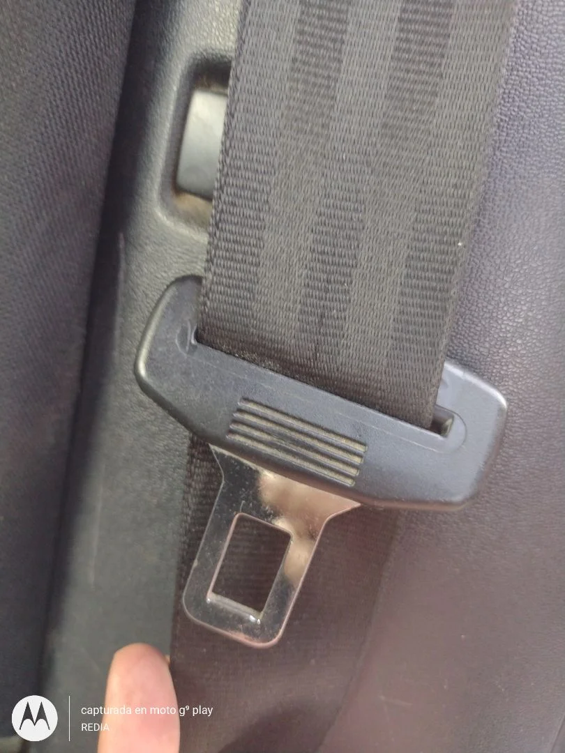 Foto de CINTURON SEGURIDAD TRASERO IZQUIERDO SEAT LEON (1P1) 1.9 TDI (105 CV / 77 KW)