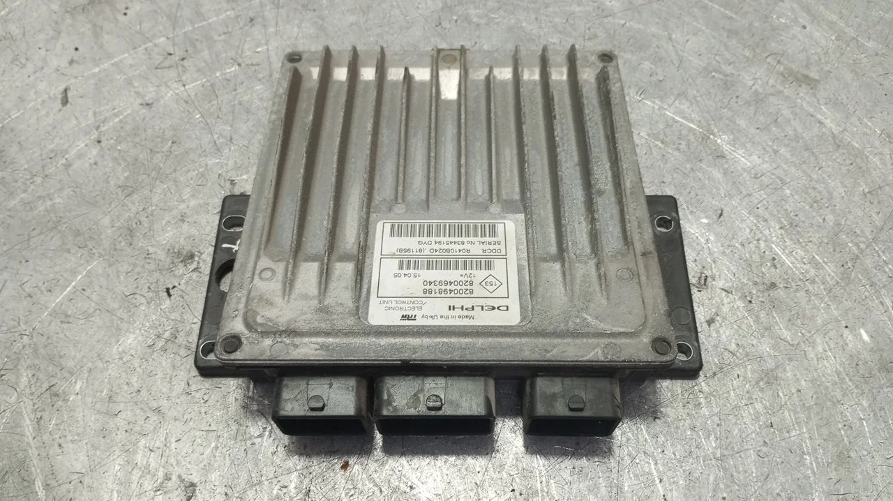 Foto de CENTRALITA MOTOR UCE RENAULT SCENIC II 1.5 dCi Diesel (101 CV / 74 KW) referencia 8200498188