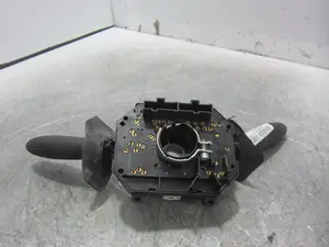 Foto de MANDO MULTIFUNCION FIAT 500 (150) BERLINA 1.2 CAT (69 CV / 51 KW) referencia 07354724700 foto 5