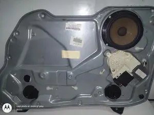 Foto de ELEVALUNAS DELANTERO DERECHO SEAT IBIZA (6L1) 1.4 TDI (80 CV / 59 KW) referencia 6L4837752