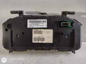 Foto de CUADRO INSTRUMENTOS RENAULT CLIO III 1.5 dCi Diesel CAT (86 CV / 63 KW) referencia 8200761861N foto 3