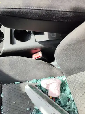 Foto de PRETENSOR AIRBAG IZQUIERDO AUDI A6 BERLINA (4F2) 2.0 TDI (140 CV / 103 KW)