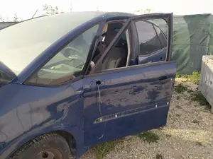 Foto de PUERTA DELANTERA IZQUIERDA CITROEN C4 PICASSO 2.0 HDi FAP (150 CV / 110 KW) referencia 9002X7