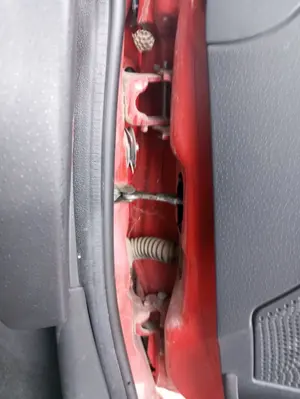 Foto de RETENEDOR PUERTA CITROEN C2 1.4  (73 CV / 54 KW) referencia 9181H6