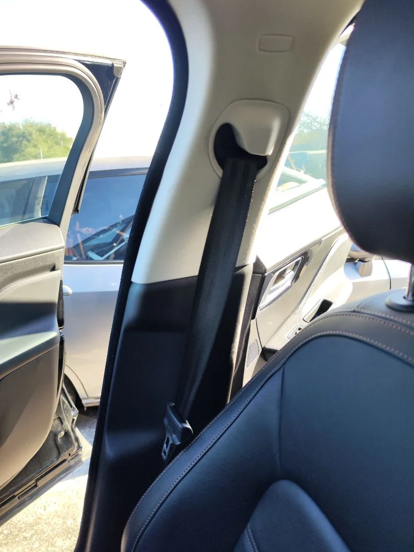 Foto de CINTURON SEGURIDAD DELANTERO DERECHO JAGUAR F-PACE 3.0 V6 Diesel CAT (301 CV / 221 KW) referencia HK83611B08AC