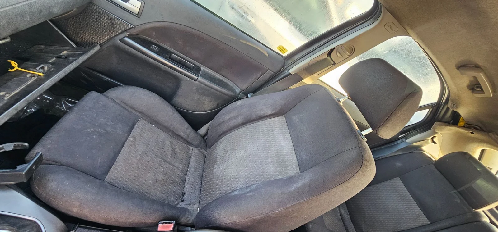Foto de ASIENTO DELANTERO DERECHO FORD MONDEO BERLINA (GE) 2.0 16V DI TD CAT (116 CV / 85 KW)