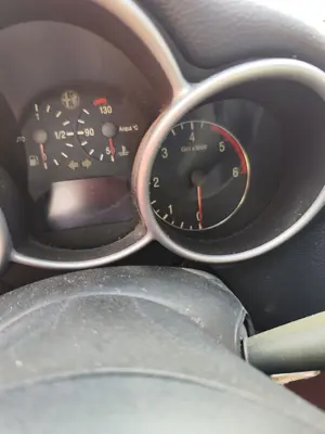 Foto de CUADRO INSTRUMENTOS ALFA ROMEO 147 (190) 1.9 JTD CAT (110 CV / 81 KW) foto 2