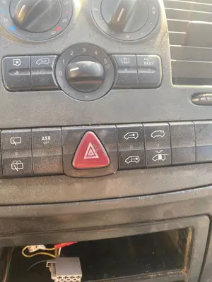 Foto de WARNING MERCEDES-BENZ VITO FURGÓN (639) 2.1 CDI CAT (109 CV / 80 KW)