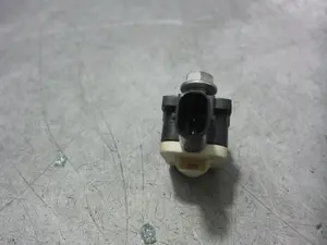 Foto de SENSOR DE IMPACTO PORSCHE CAYENNE (TIPO 92A) 4.8 V8 CAT (400 CV / 294 KW) referencia 7P0959354 foto 3