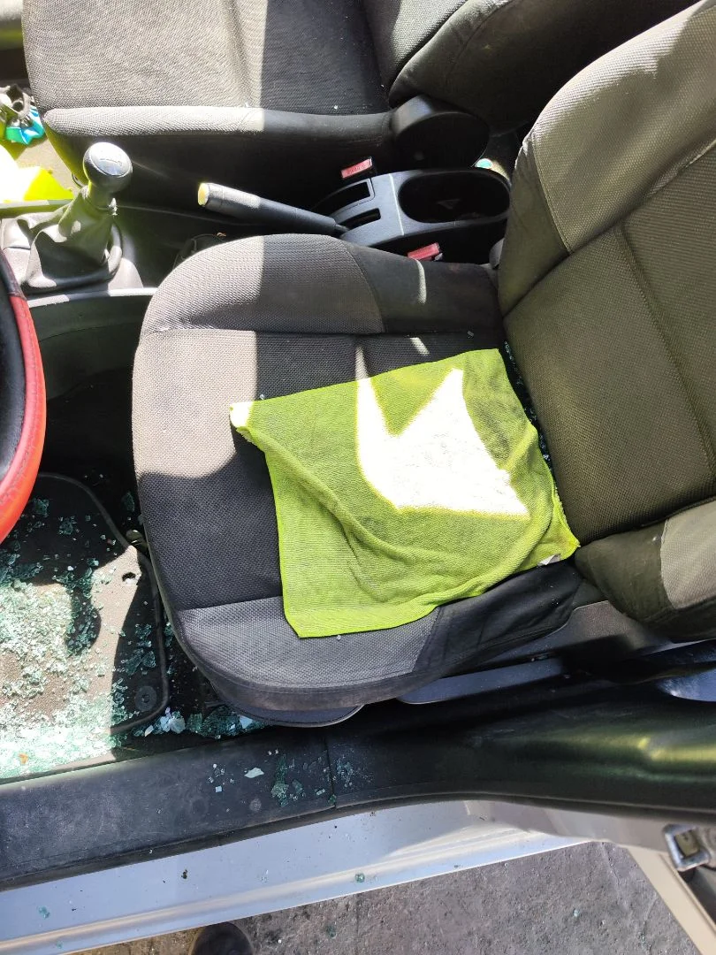 Foto de ASIENTO DELANTERO IZQUIERDO PEUGEOT 207 1.6 16V HDi (90 CV / 66 KW)
