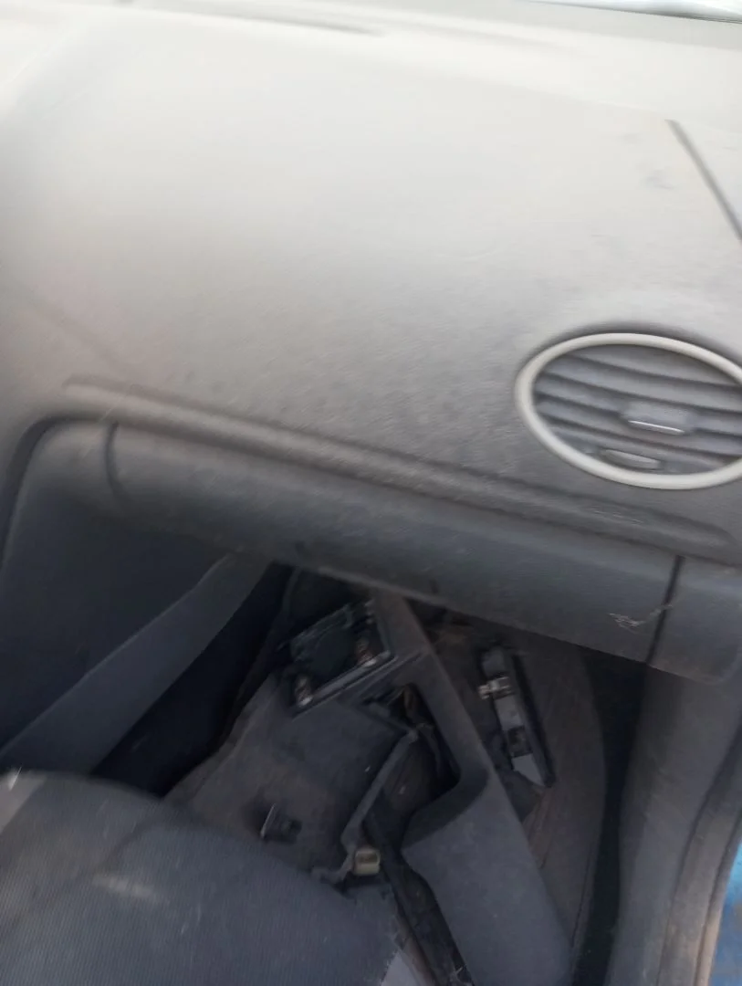 Foto de AIRBAG DELANTERO DERECHO FORD FOCUS BERLINA (CAP) 1.6 TDCi CAT (109 CV / 80 KW)