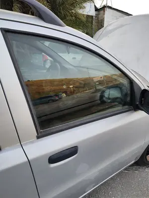 Foto de LUNA DELANTERA DERECHA FIAT II PANDA (169) 1.2 CAT (60 CV / 44 KW)
