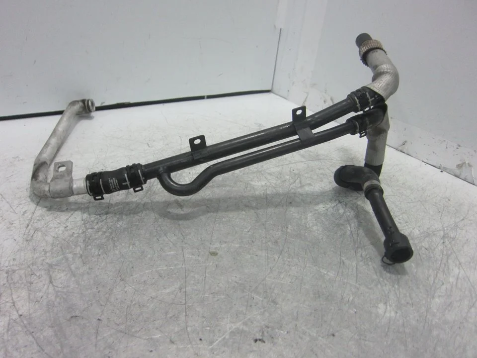 Foto de TUBO PORSCHE CAYENNE (TIPO 92A) referencia 7P612065AC