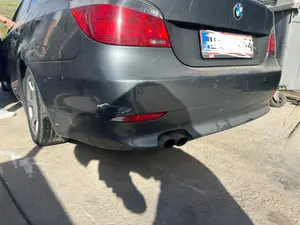 Foto de PARAGOLPES TRASERO BMW SERIE 5 BERLINA (E60) 3.0 24V CAT (231 CV / 170 KW) foto 3