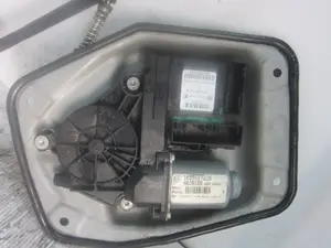 Foto de ELEVALUNAS DELANTERO DERECHO VOLKSWAGEN GOLF V (1K1)(10.2003) 2.0 TDI (140 CV / 103 KW) referencia 994844108 foto 3