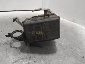 Foto de CAJA RELES / FUSIBLES OPEL ZAFIRA A 1.8 16V CAT (116 CV / 85 KW) referencia 90560119 foto 5