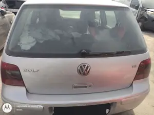 Foto de PORTON TRASERO VOLKSWAGEN GOLF IV BERLINA (1J1)(10.1997) 1.6 16V (105 CV / 77 KW)