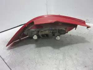 Foto de PILOTO TRASERO DERECHO OPEL CORSA D 1.4 16V (90 CV / 66 KW) referencia 89038961 foto 3