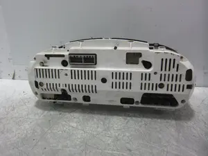Foto de CUADRO INSTRUMENTOS KIA CERATO (LD) 1.6 CAT (105 CV / 77 KW) referencia 940032F360 foto 4