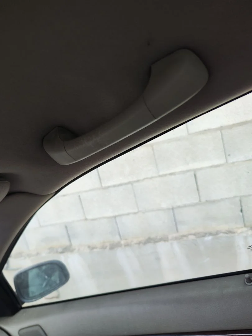 Foto de ASIDERO TECHO DELANTERO DERECHO VOLVO S80 BERLINA 2.4 Diesel (131 CV / 96 KW)