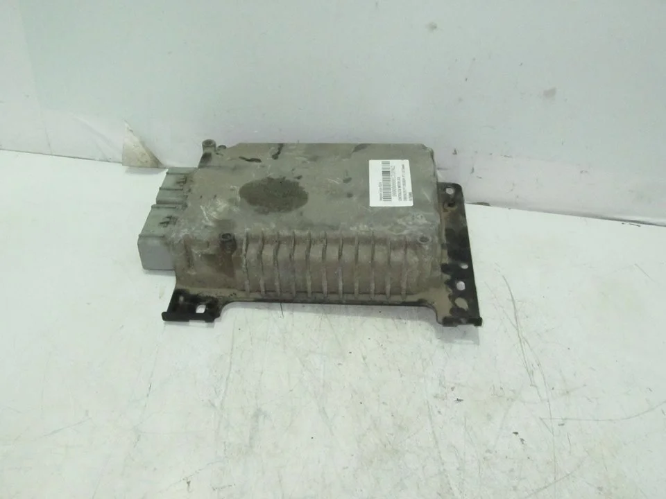 Foto de CENTRALITA MOTOR UCE CHRYSLER PT CRUISER 2.0 16V CAT (141 CV / 104 KW) referencia 04745860