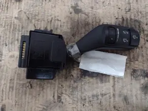 Foto de MANDO LIMPIA FORD FOCUS BERLINA (CAP) referencia 17D940
