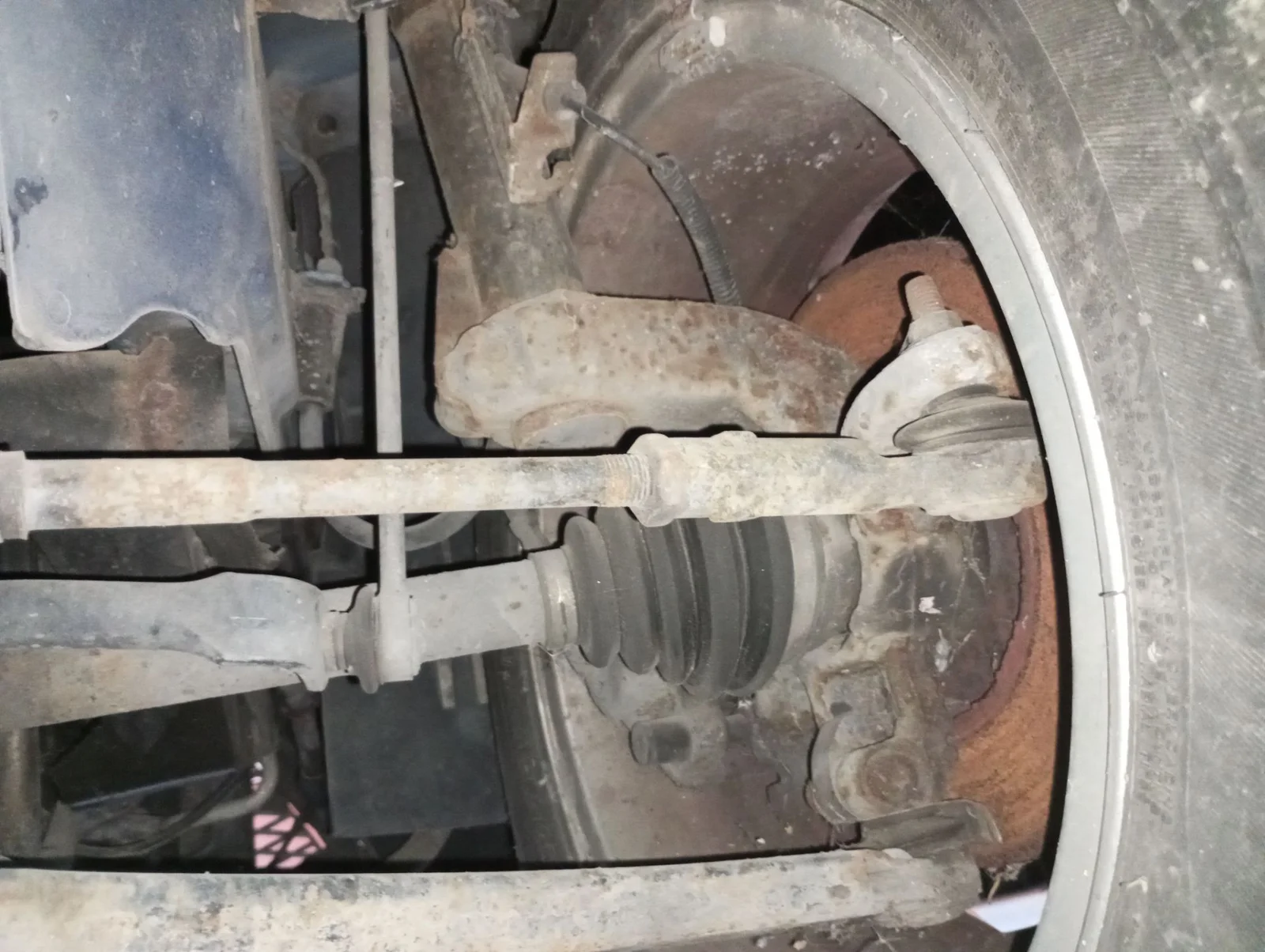 Foto de MANGUETA DELANTERA DERECHA FORD FIESTA (CBK) 1.25 16V CAT (69 CV / 51 KW)