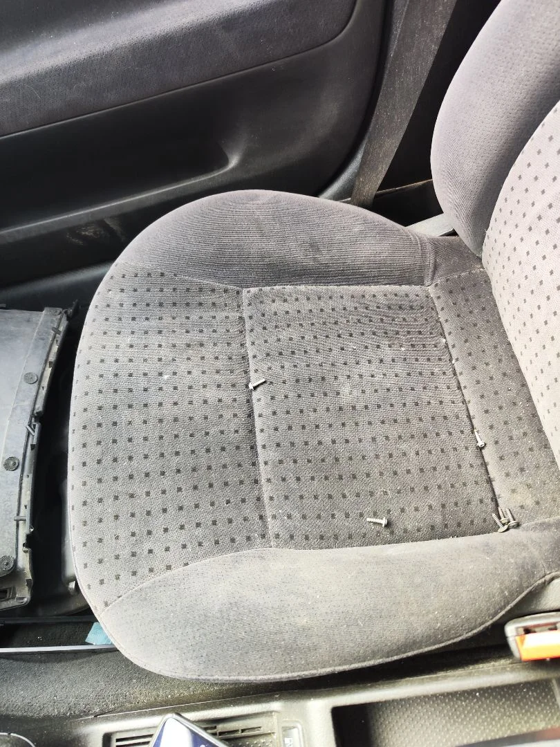 Foto de ASIENTO DELANTERO DERECHO VOLKSWAGEN PASSAT VARIANT (3B5) 1.9 TDI (110 CV / 81 KW)