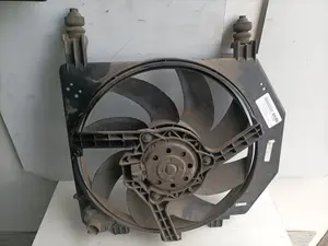 Foto de ELECTROVENTILADOR FORD FIESTA BERLINA (DX) 1.8 Diesel CAT (60 CV / 44 KW) referencia 96FB8146BH foto 6
