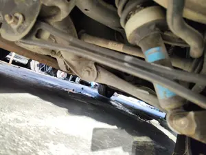 Foto de BARRA ESTABILIZADORA TRASERA AUDI Q7 (4L) 3.0 V6 24V TDI (233 CV / 171 KW)