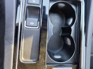 Foto de CENICERO JAGUAR F-PACE 3.0 V6 Diesel CAT (301 CV / 221 KW)
