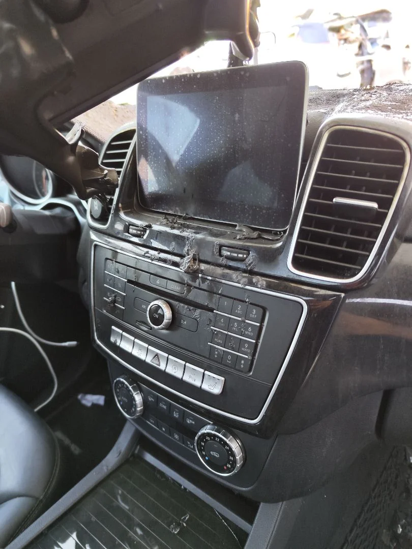 Foto de SISTEMA AUDIO / RADIO CD MERCEDES-BENZ CLASE GLE (BM 292) COUPE 3.0 CAT (390 CV / 287 KW)