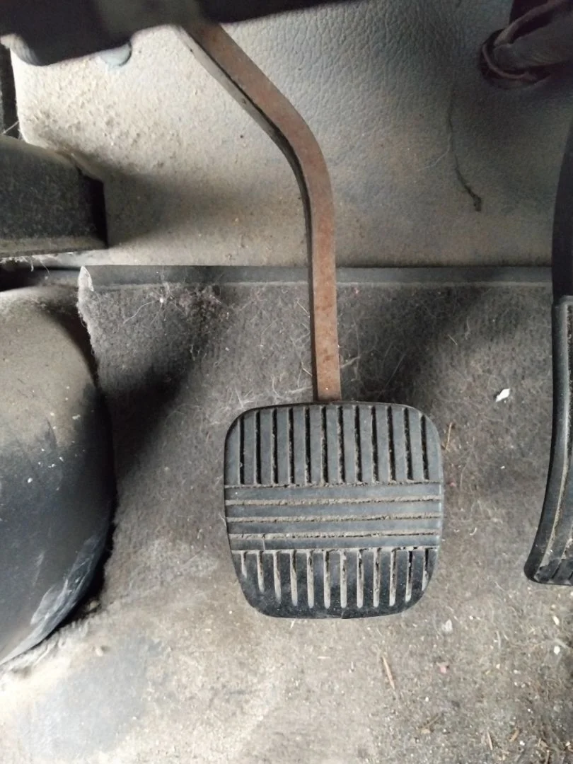 Foto de PEDAL FRENO NISSAN CABSTAR E 3.0 Diesel (120 CV / 88 KW)