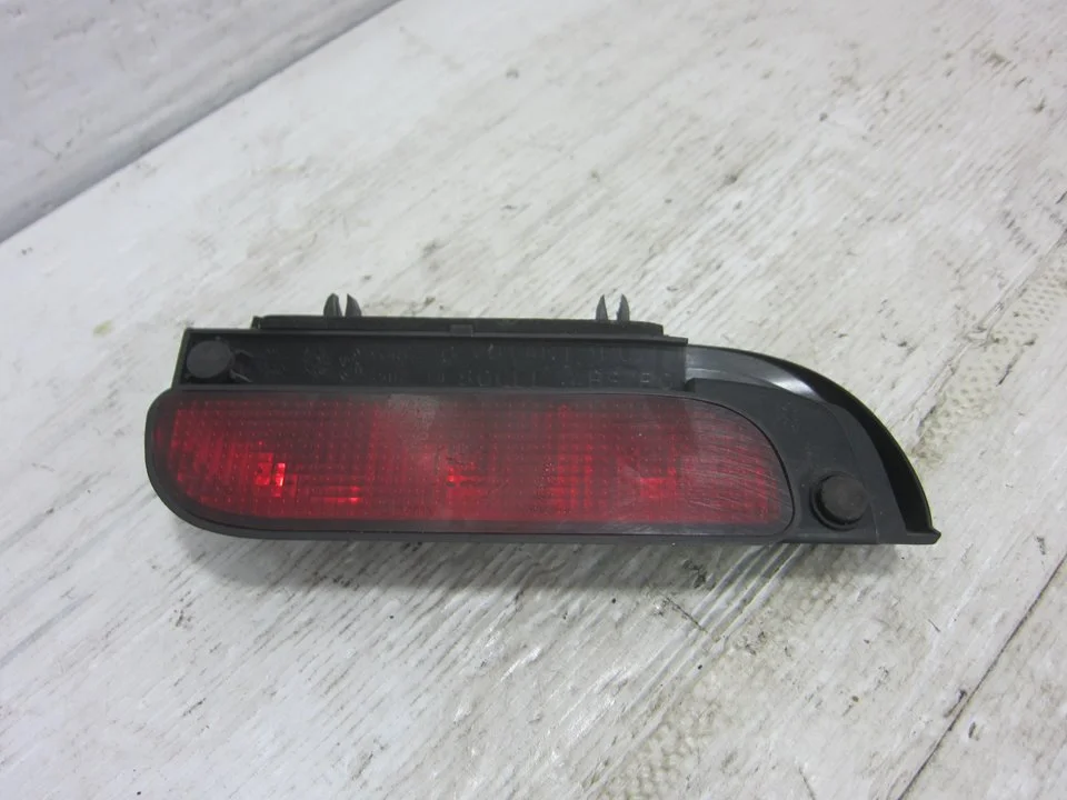 Foto de LUZ CENTRAL DE FRENO PEUGEOT PARTNER (S2) 1.9 Diesel (69 CV / 51 KW) referencia 7R02569