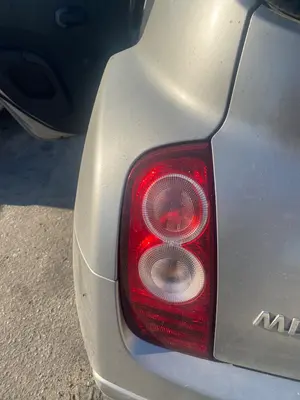 Foto de PILOTO TRASERO IZQUIERDO NISSAN MICRA (K12E) 1.2 CAT (65 CV / 48 KW) referencia 26555BC500