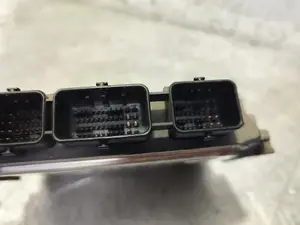 Foto de CENTRALITA MOTOR UCE CITROEN C4 COUPE 1.6 HDi CAT (9HY / DV6TED4) (109 CV / 80 KW) referencia 9662213180 foto 4