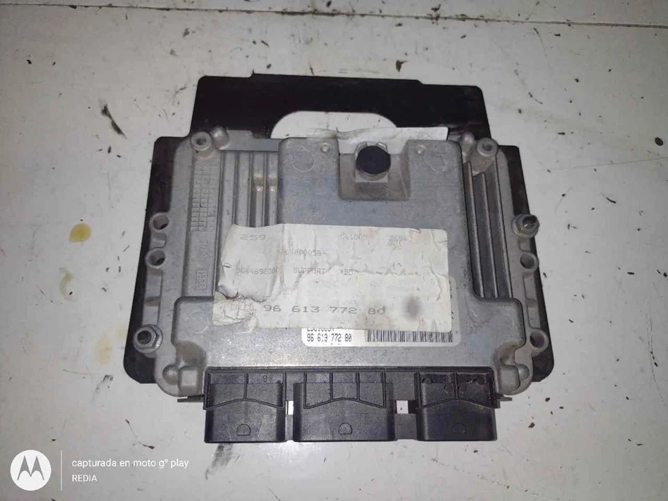 Foto de CENTRALITA MOTOR UCE CITROEN C4 BERLINA 1.6 16V HDi (90 CV / 66 KW) referencia 9661377280