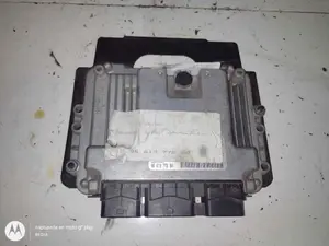 Foto de CENTRALITA MOTOR UCE CITROEN C4 BERLINA 1.6 16V HDi (90 CV / 66 KW) referencia 9661377280