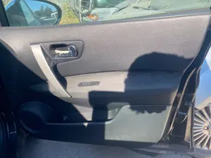 Foto de GUARNECIDO PUERTA DELANTERA DERECHA NISSAN QASHQAI (J10) 2.0 16V CAT (141 CV / 104 KW) referencia 80900JD110
