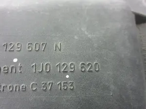 Foto de CAJA FILTRO AIRE SEAT TOLEDO (1M2) 1.9 TDI (110 CV / 81 KW) referencia 1J0129620 foto 6