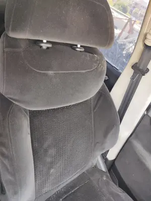 Foto de ASIENTO DELANTERO IZQUIERDO CITROEN GRAND C4 PICASSO 1.6 16V HDi FAP (109 CV / 80 KW) foto 2