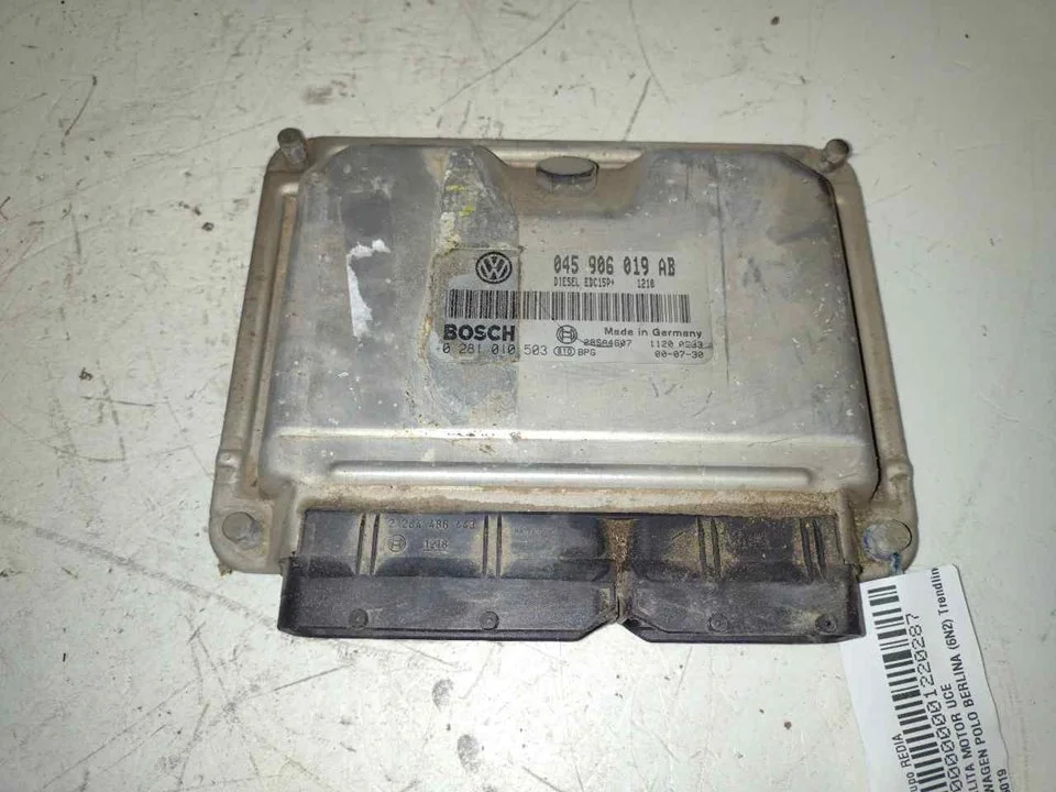 Foto de CENTRALITA MOTOR UCE VOLKSWAGEN POLO III BERLINA (6N2) 1.4 TDI (75 CV / 55 KW) referencia 045906019AB
