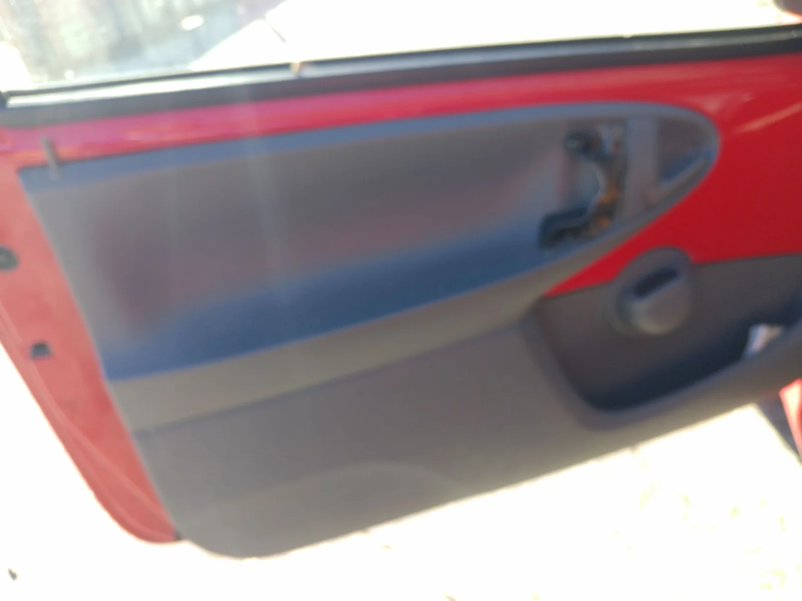 Foto de GUARNECIDO PUERTA DELANTERA IZQUIERDA PEUGEOT 107 1.0 CAT (384F) (68 CV / 50 KW)
