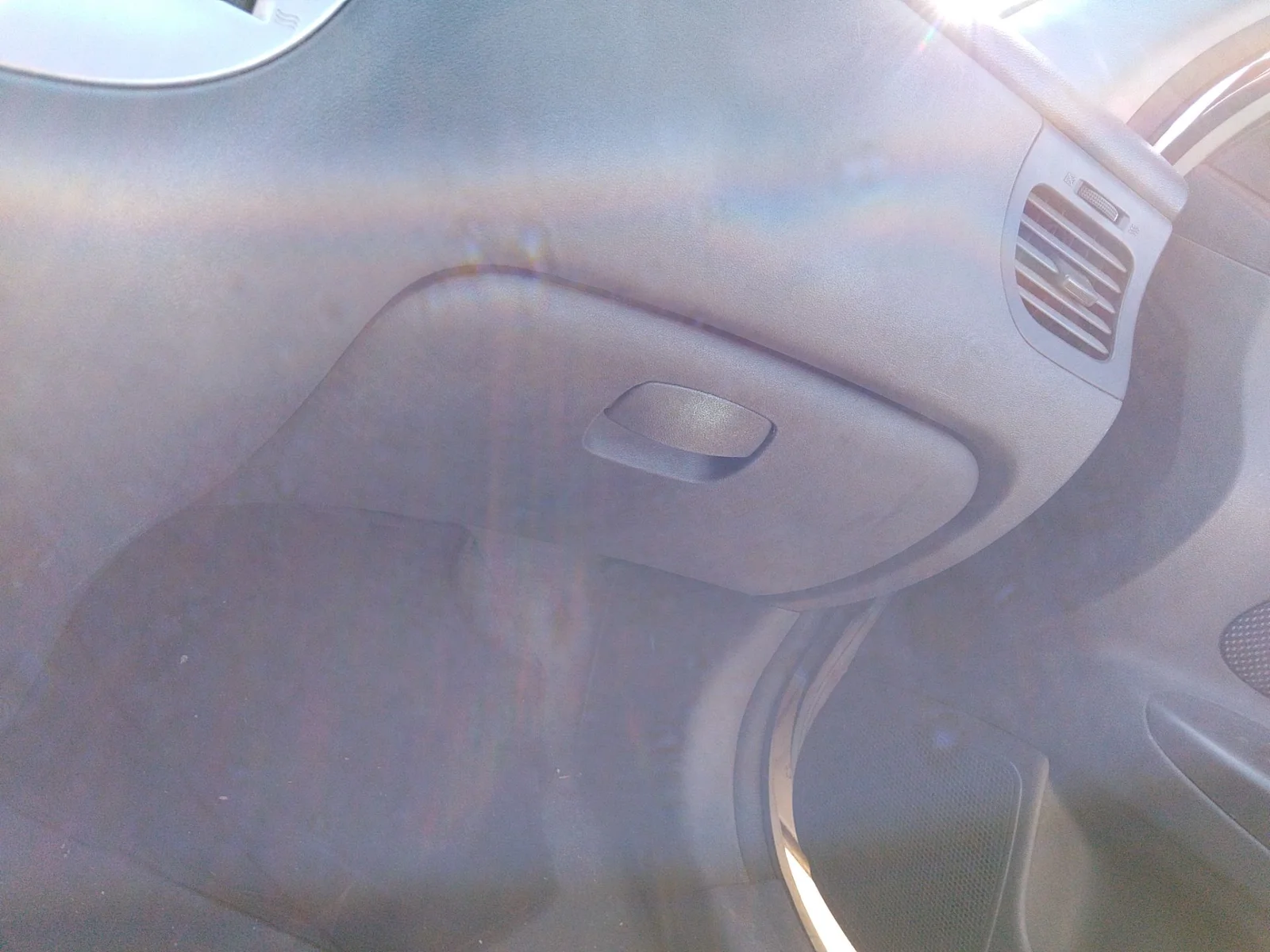 Foto de GUANTERA KIA RIO (JB) 1.5 CRDi (110 CV / 81 KW)